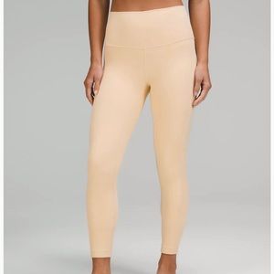 NWT Lululemon Align HR